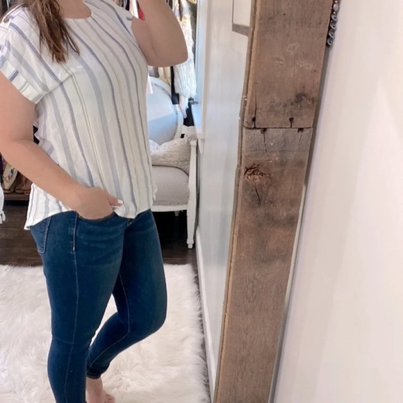 Sweet Wanderer striped top size medium - Picture 3 of 9